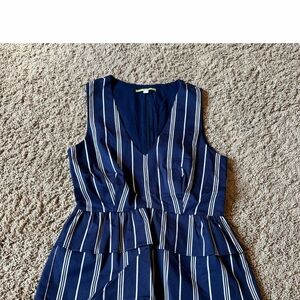 Super hot Gianni Bini peplum top